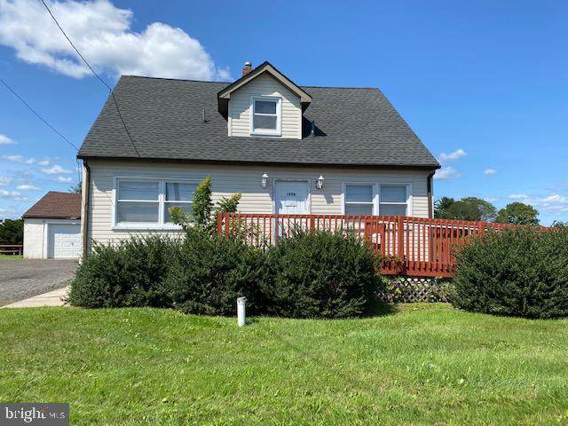 596 Old Trenton Rd - Photo 1