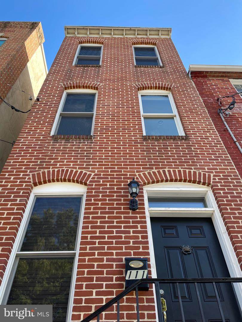 111 Cross Street - Photo 1