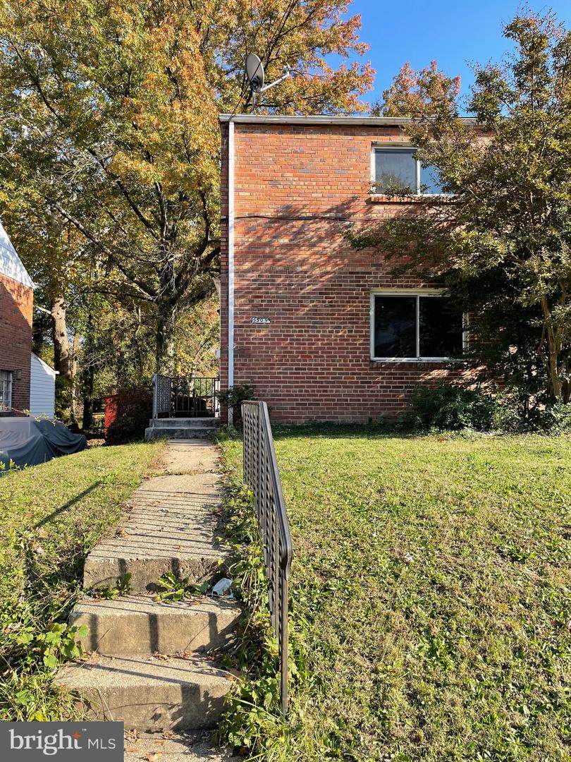 5509 59TH Avenue - Photo 1