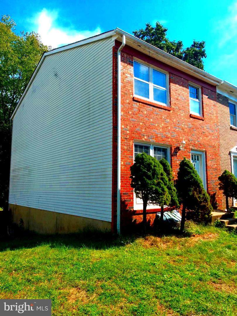 2854 Beechtree Lane - Photo 1