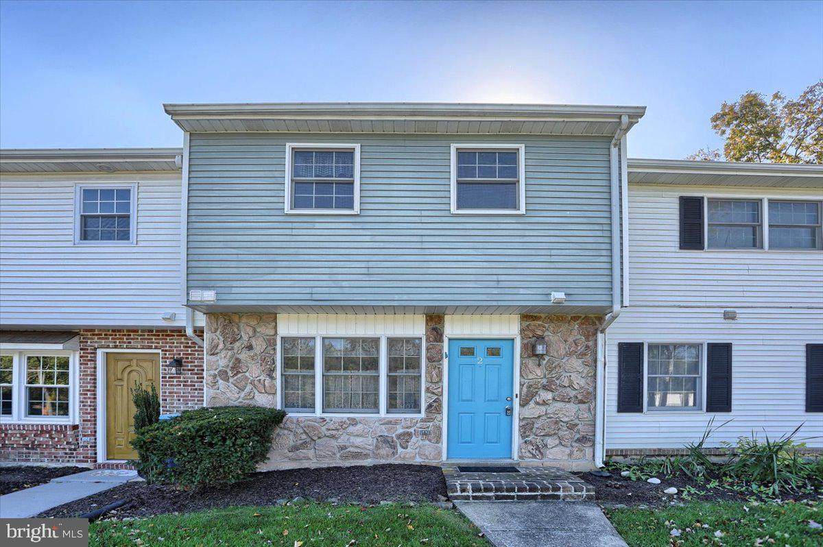 621 Range End Road - Photo 1