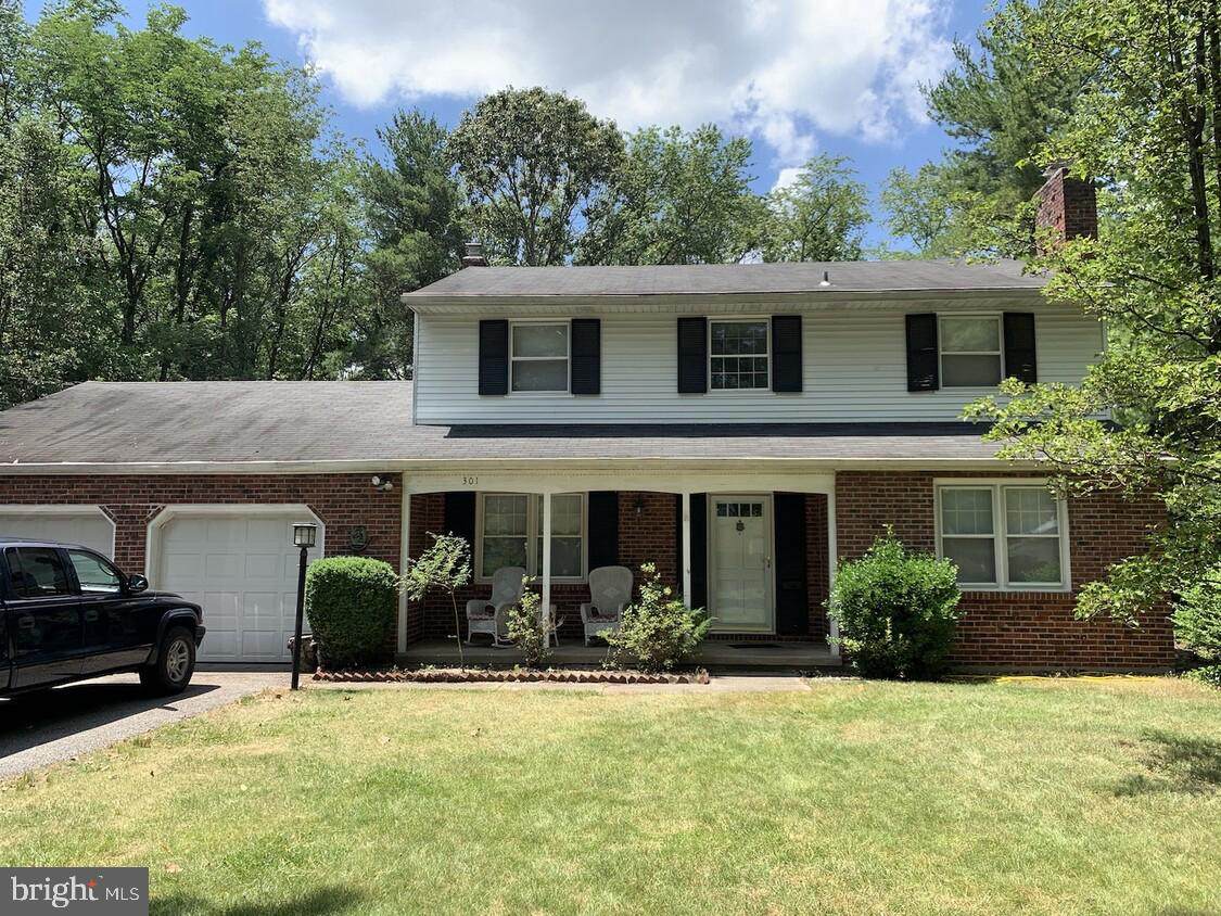 301 Lehigh Rd N - Photo 1