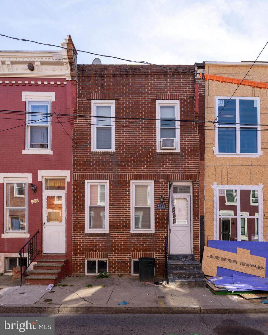 2222 Greenwich Street - Photo 1