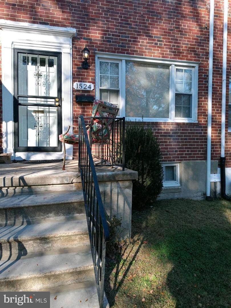 1524 Wadsworth Way - Photo 1