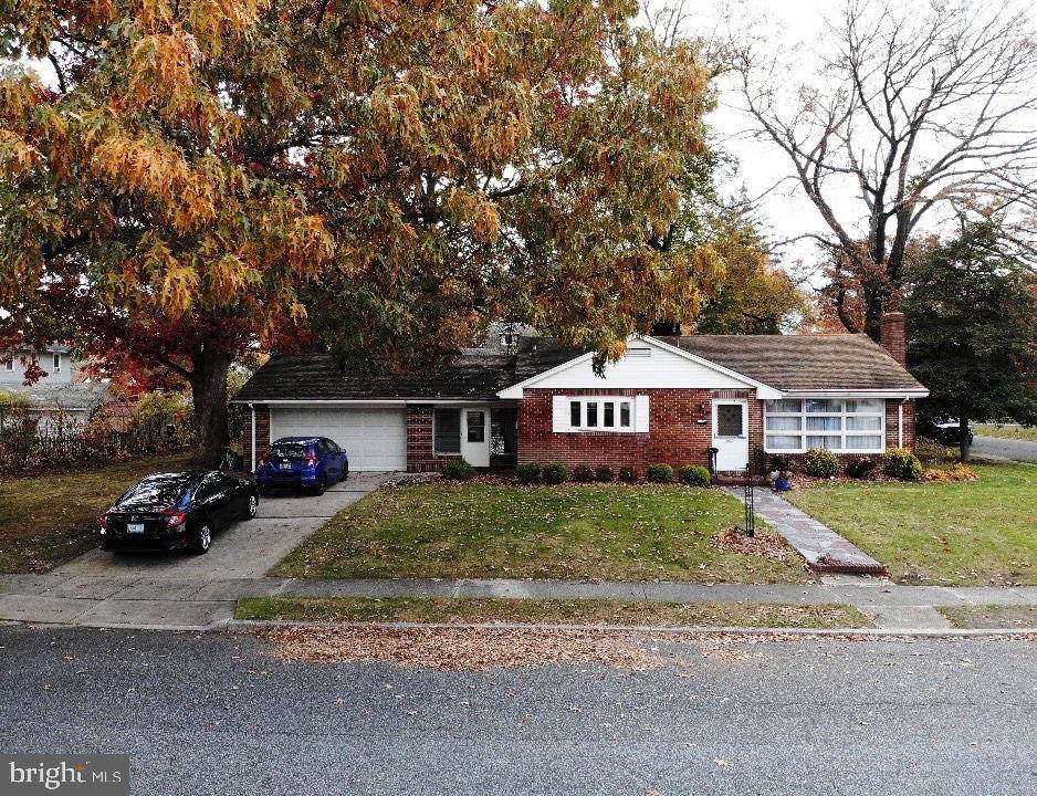 202 Holly Street - Photo 1