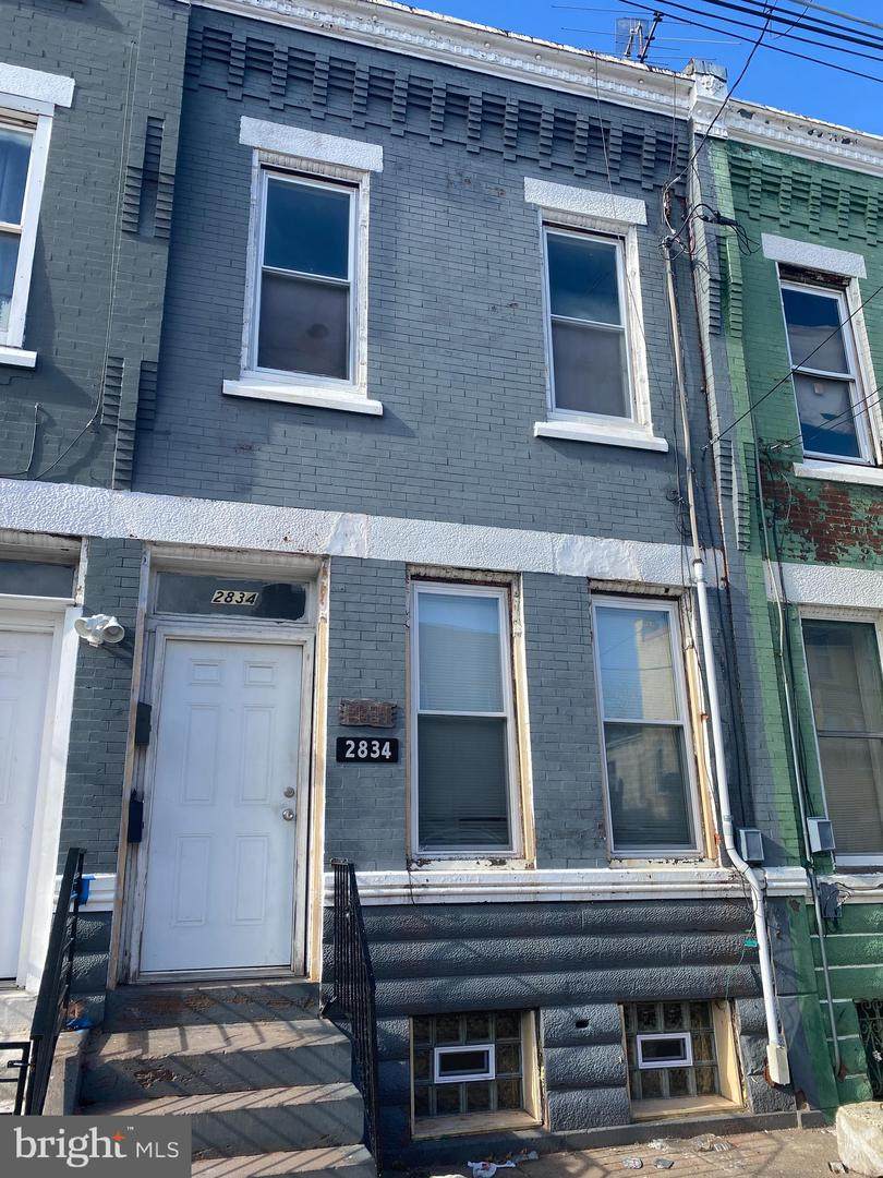 2834 Park Avenue - Photo 1