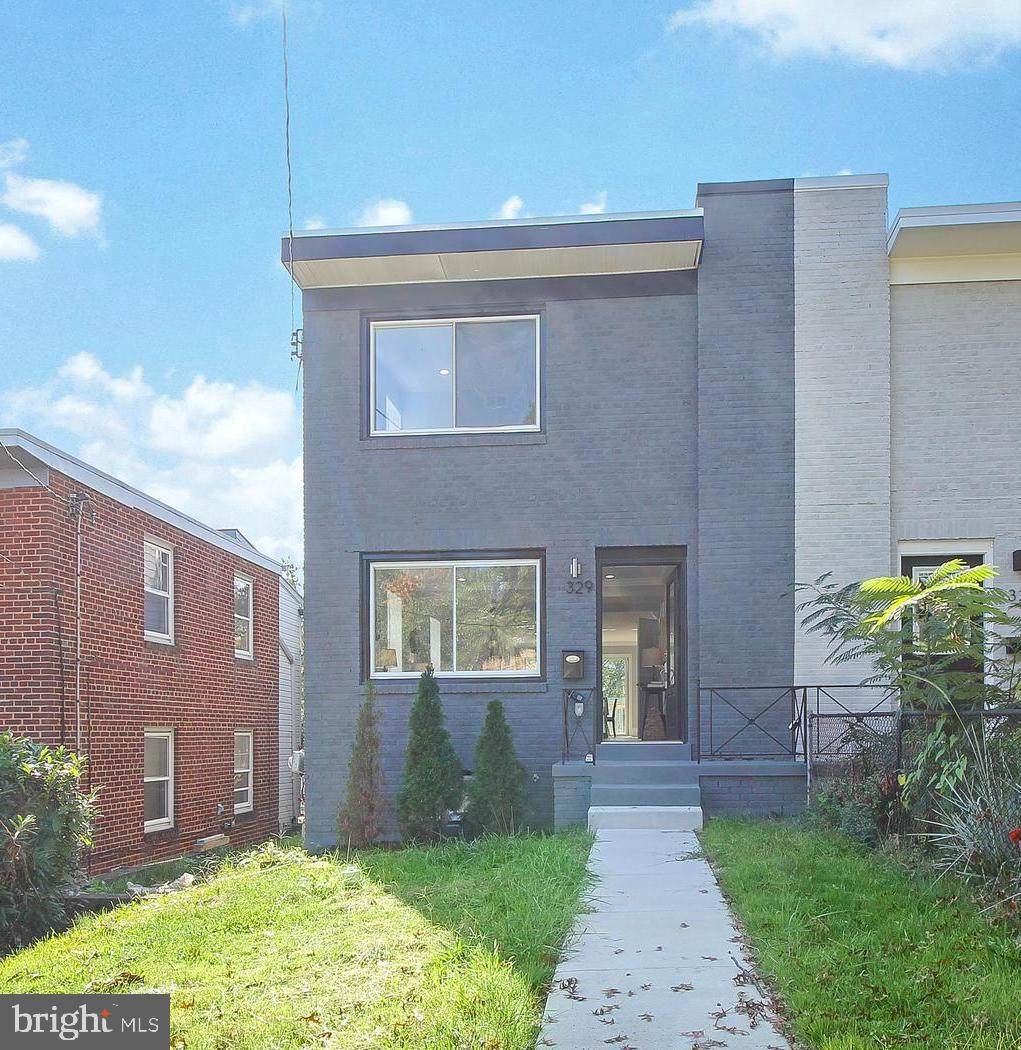 329 Oglethorpe Street - Photo 1
