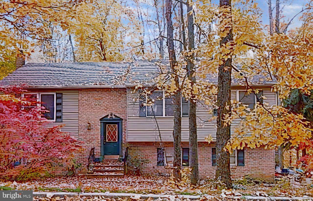 624 Hopewell Street - Photo 1