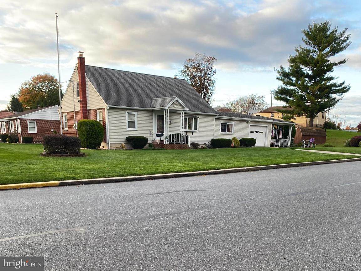 415 Cleona Boulevard - Photo 1