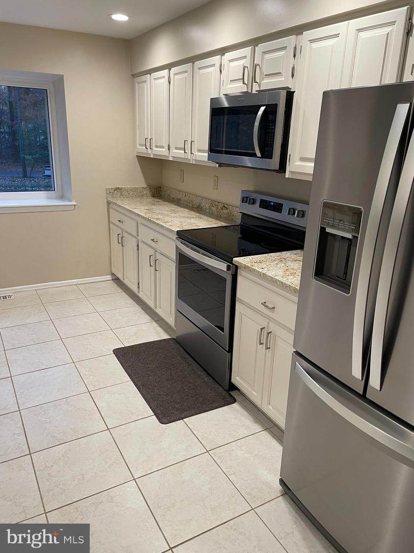 11690 Generation Court - Photo 1