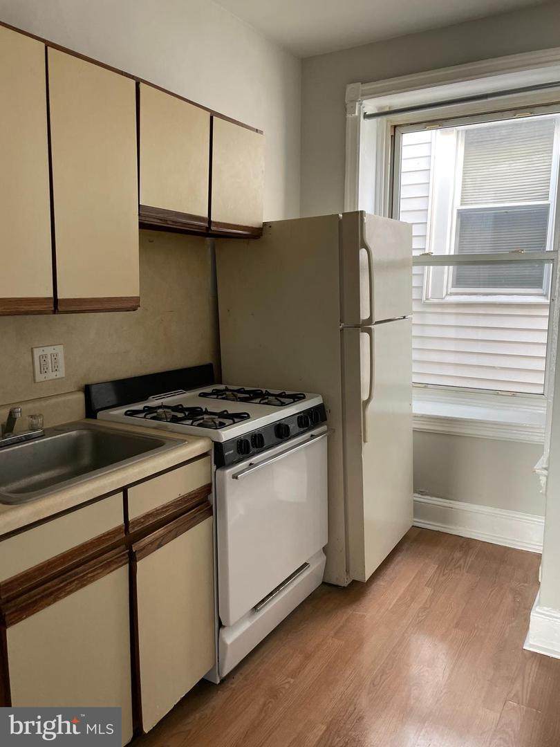 446 Green Lane - Photo 1