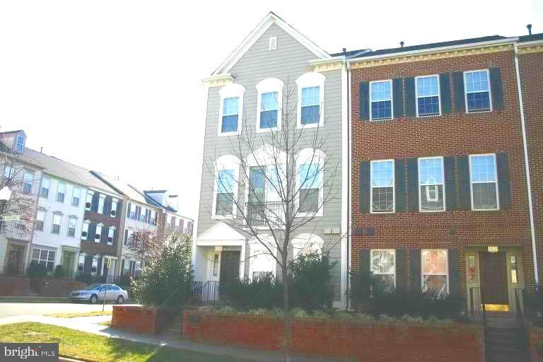 639 Gatestone Street - Photo 1