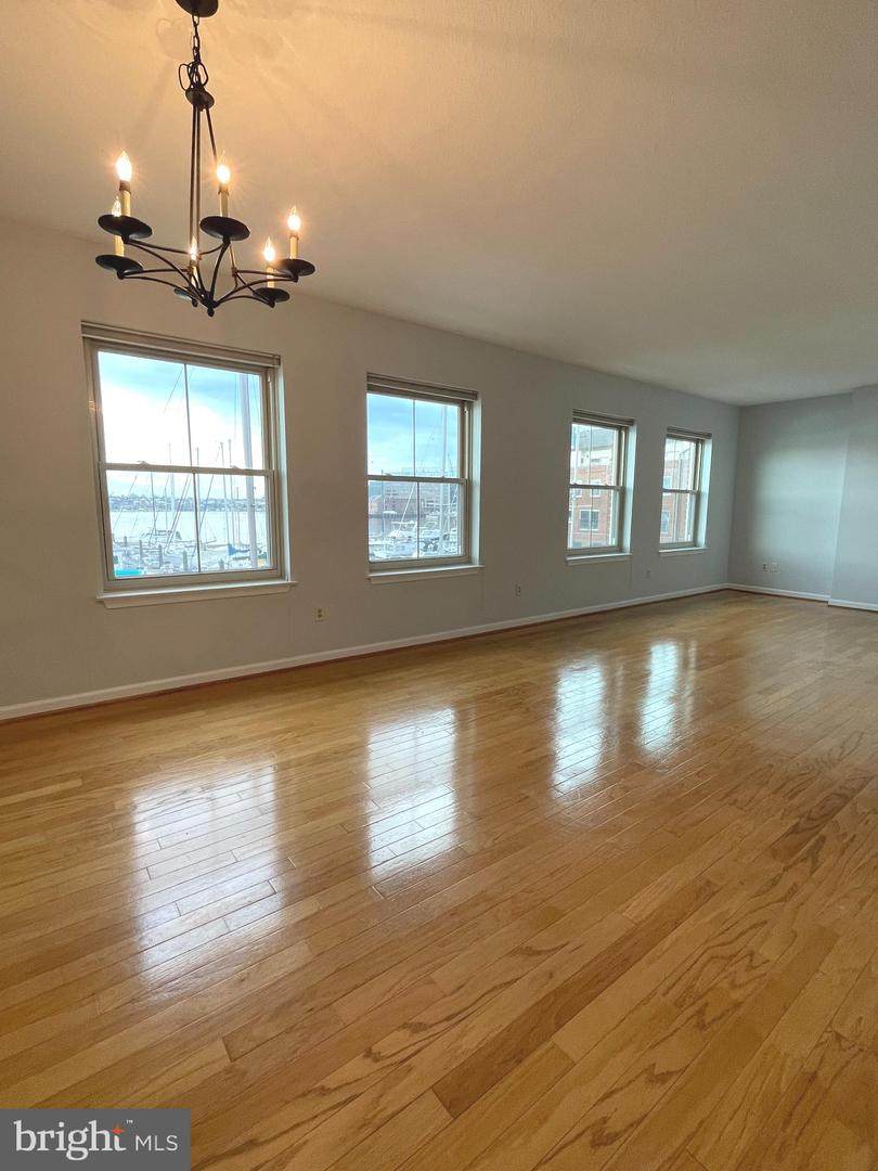 960 Fell Street - Photo 1