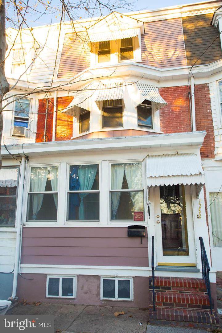 1252 Genesee Street - Photo 1