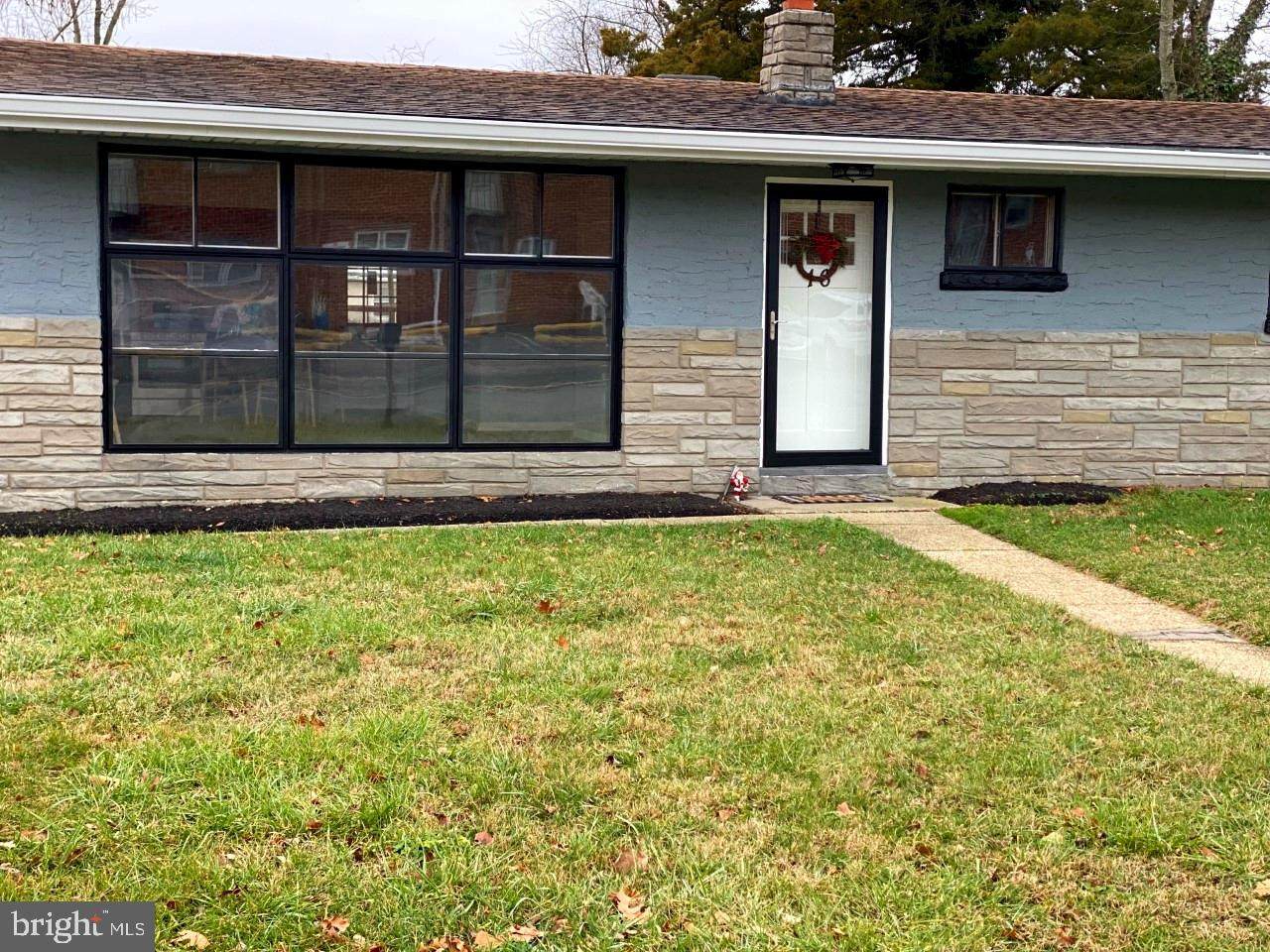 16 Batten Avenue - Photo 1