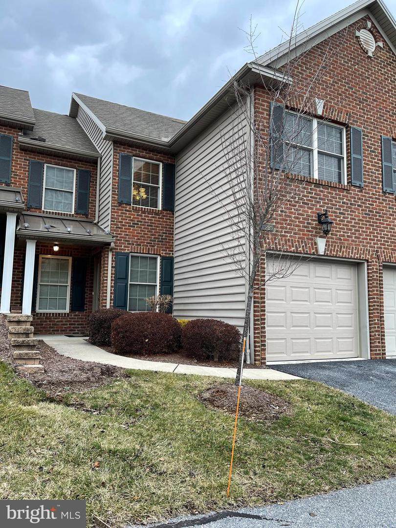 5285 Winthrop Avenue - Photo 1
