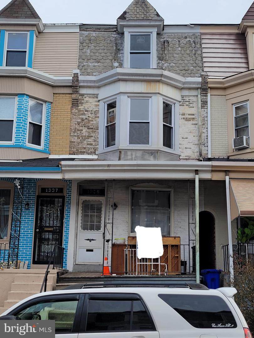 1335 Locust Street - Photo 1