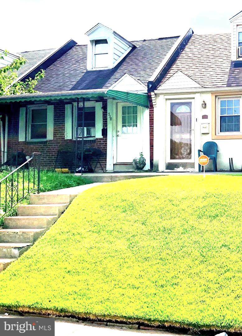 558 69TH Street - Photo 1