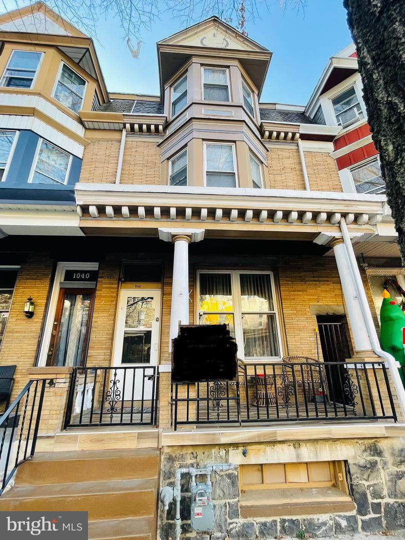 1042 11TH Street - Photo 1