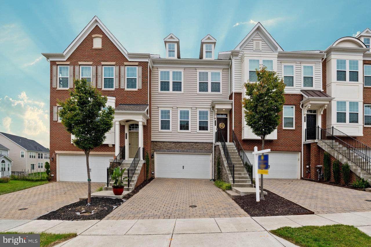9913 Erica Lane - Photo 1