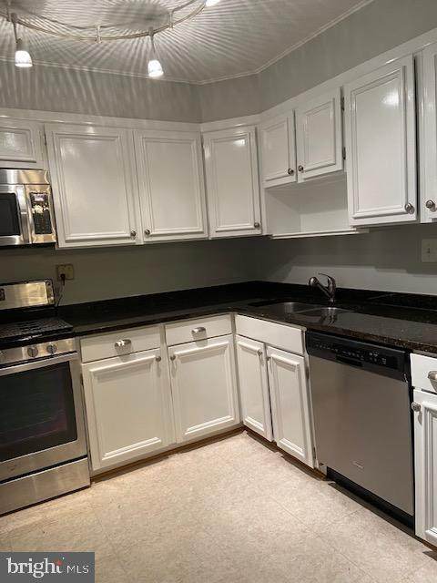 1300 Army Navy Drive - Photo 1