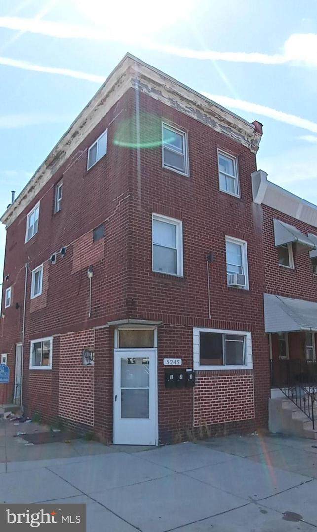 5245 Hawthorne Street - Photo 1
