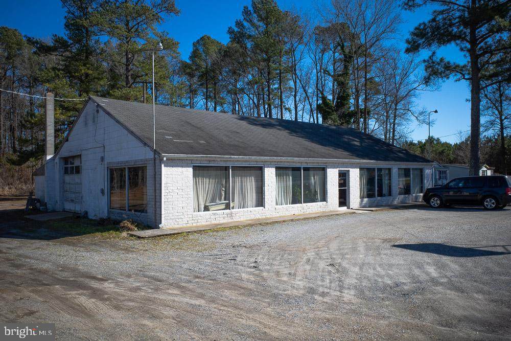 1042 Ocean Highway - Photo 1