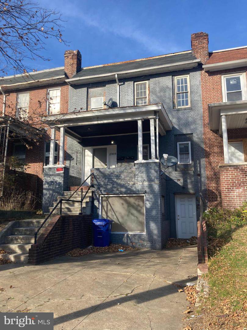 2308 North Avenue - Photo 1