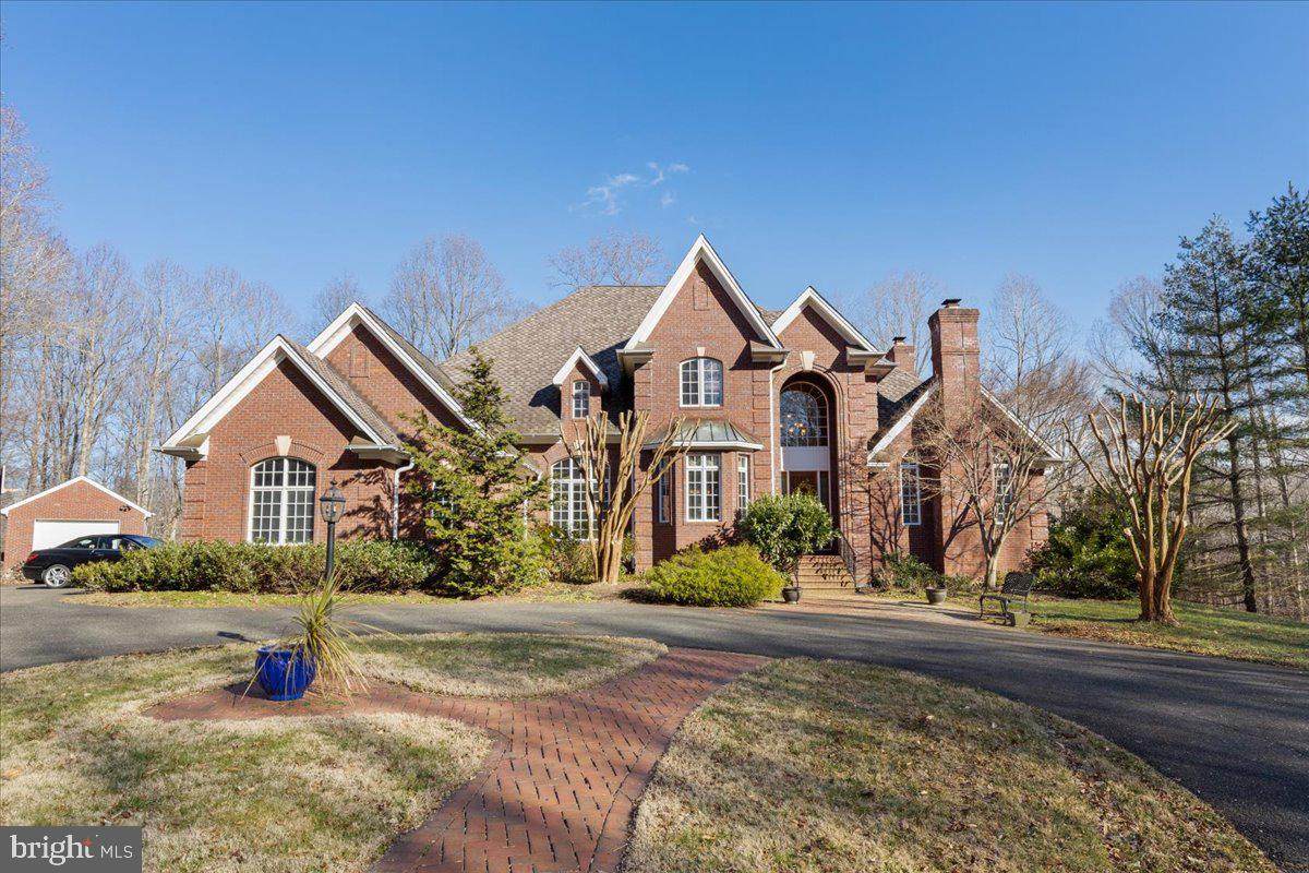 1710 Plantation Drive - Photo 1