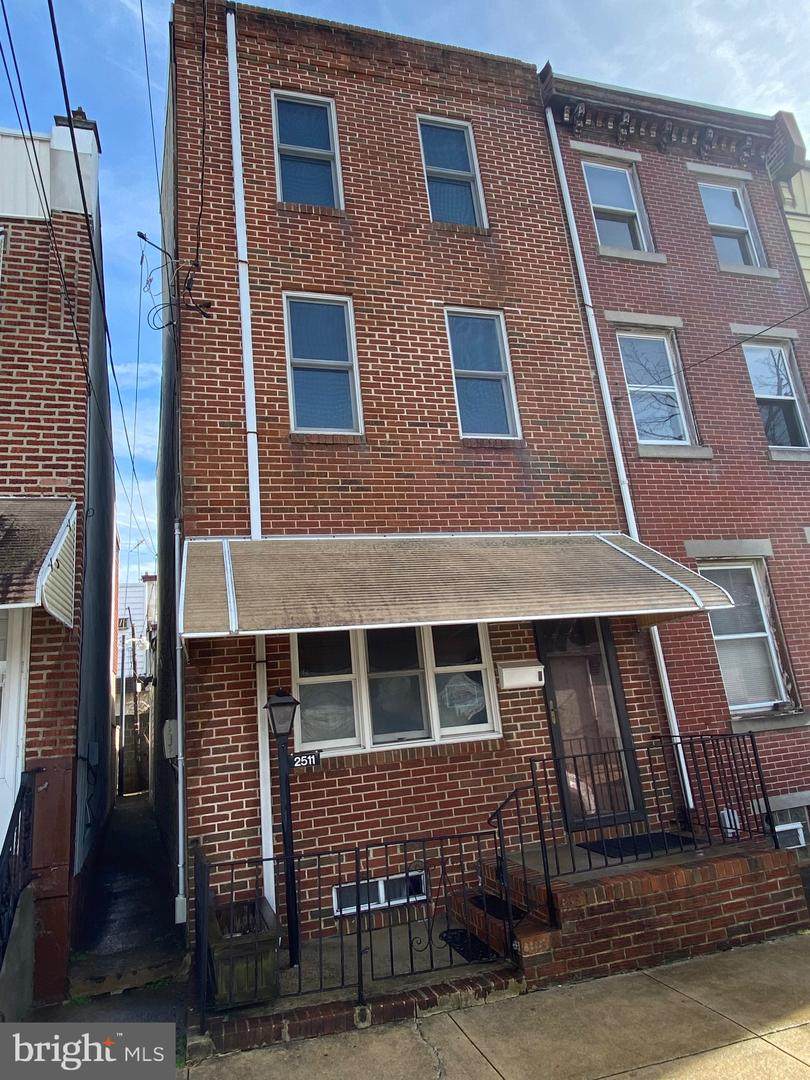 2511 Edgemont Street - Photo 1