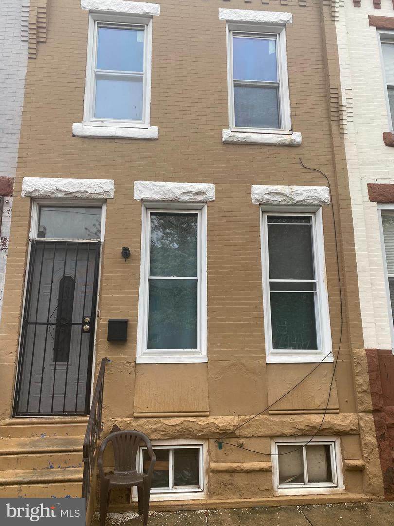 2133 Stanley Street - Photo 1