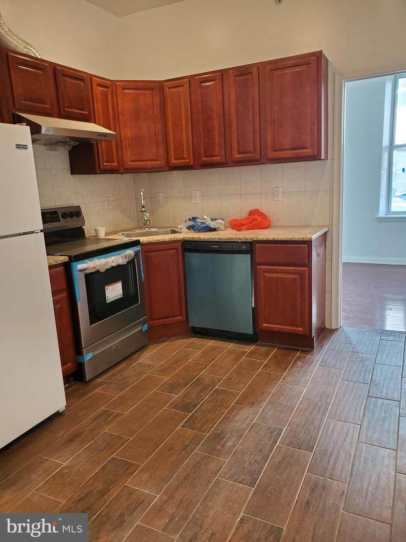1614 Brown Street - Photo 1