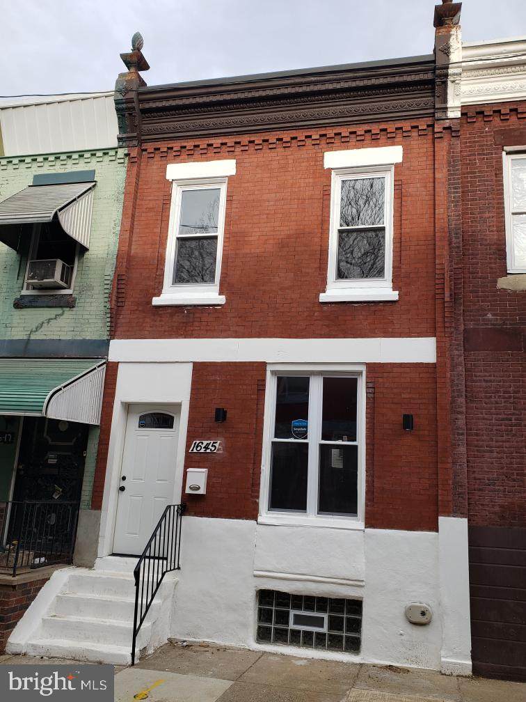 1645 Newkirk Street - Photo 1