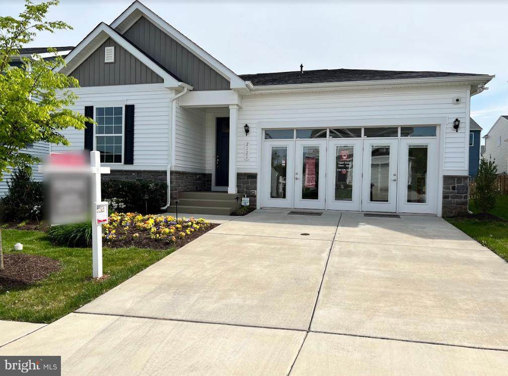 2121 Chestnut Drive - Photo 1