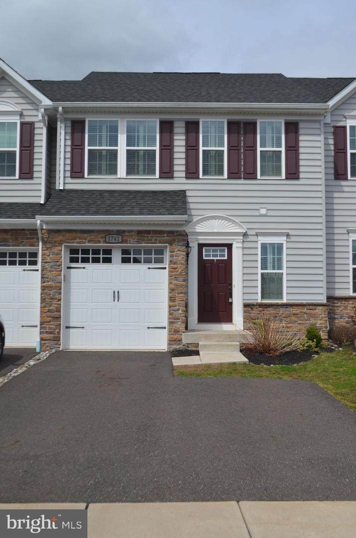 1742 Lydia Drive - Photo 1