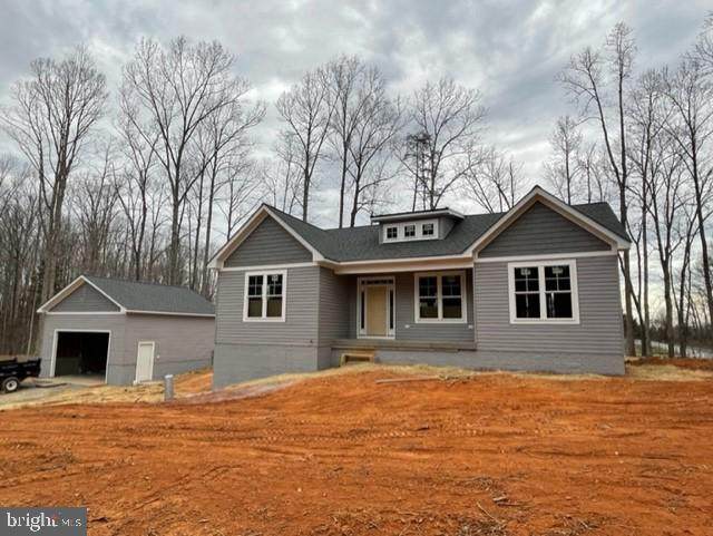 42 Paddock Lane - Photo 1