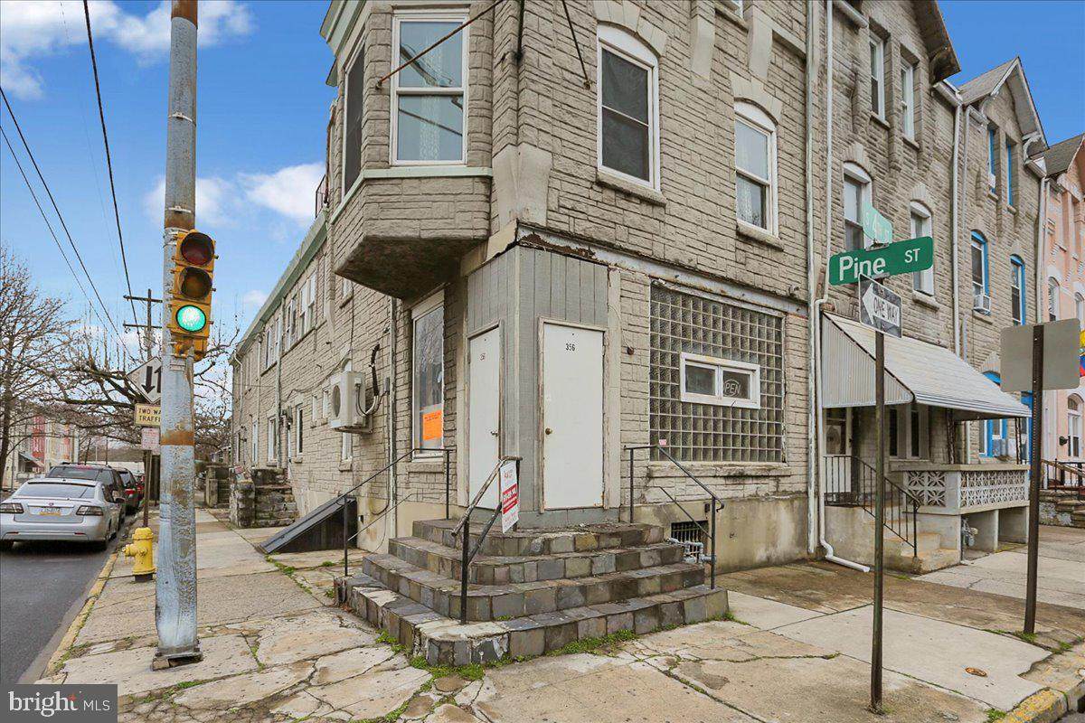 356 4TH Street - Photo 1