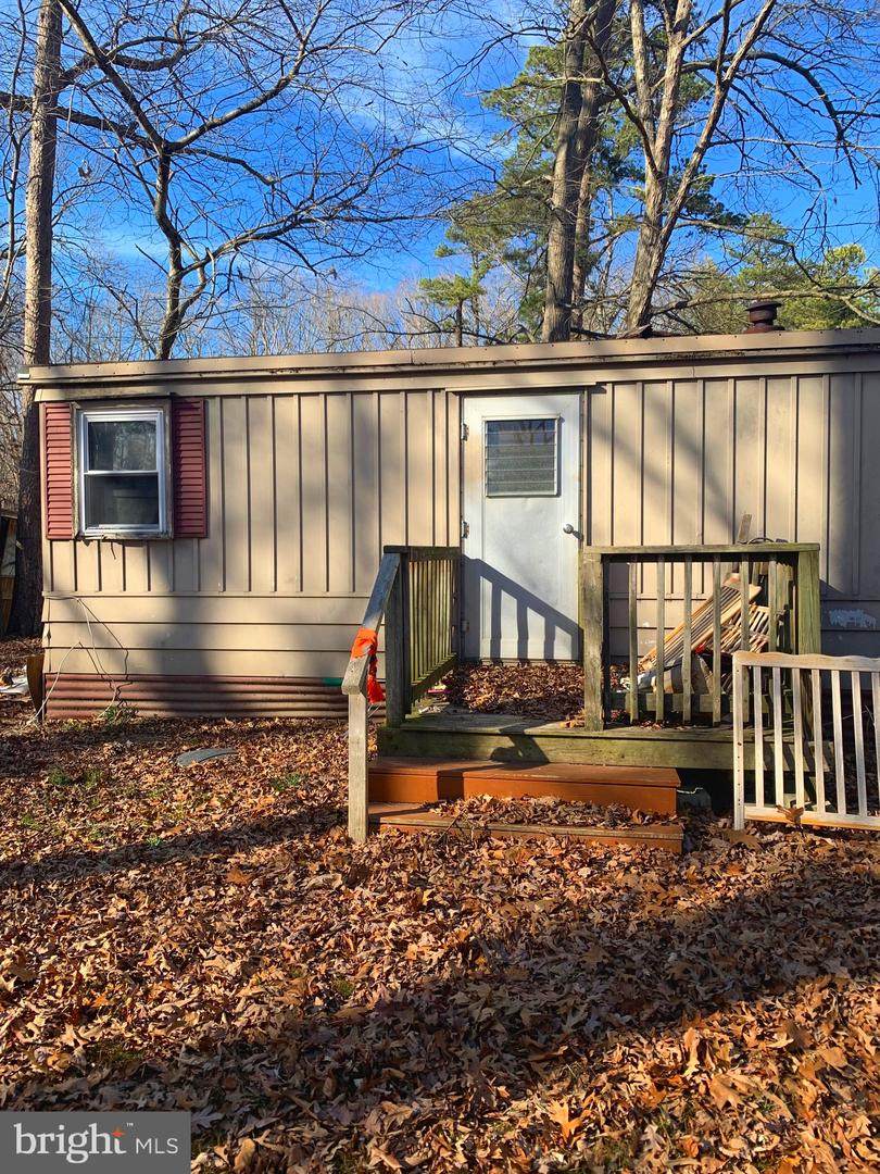 405 Daffodil Road - Photo 1