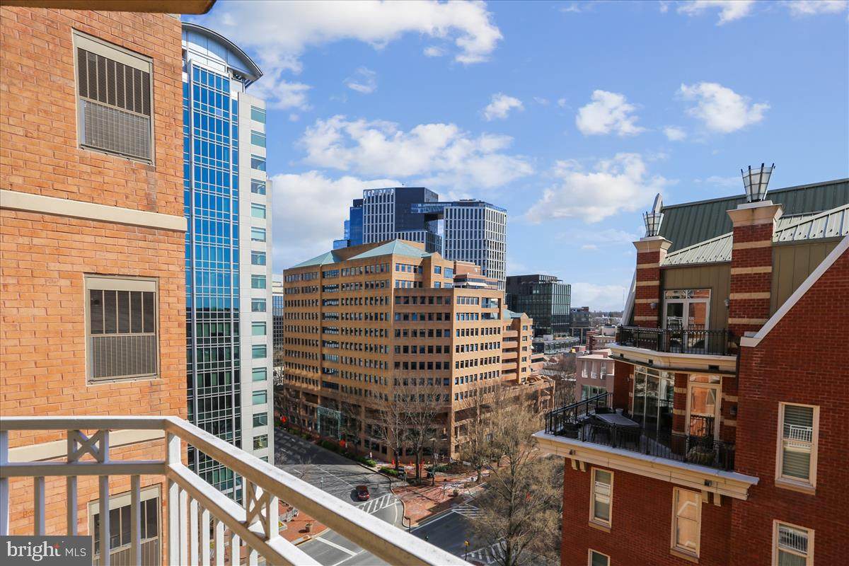 7500 Woodmont Avenue - Photo 1