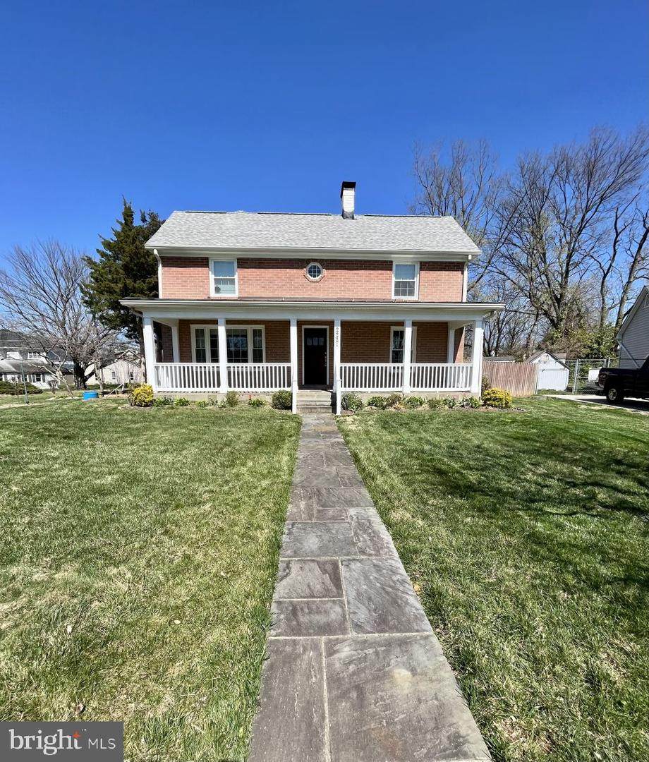 2221 Glenheather Drive - Photo 1