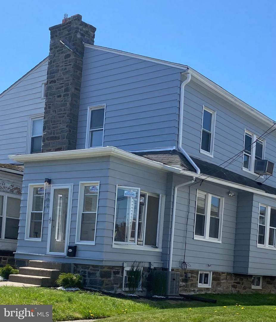 904 Bullock Avenue - Photo 1