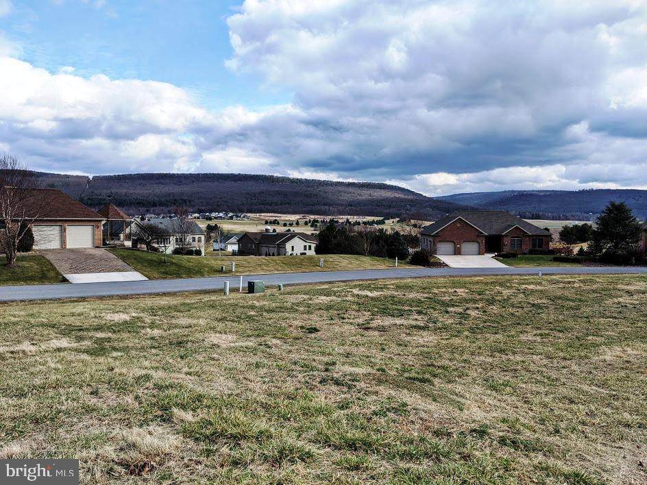 6358 Saucon Valley Drive - Photo 1
