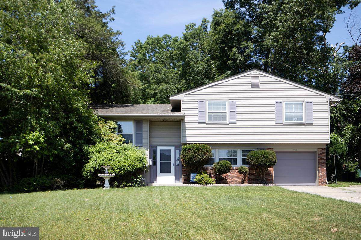 908 Whitman Drive - Photo 1