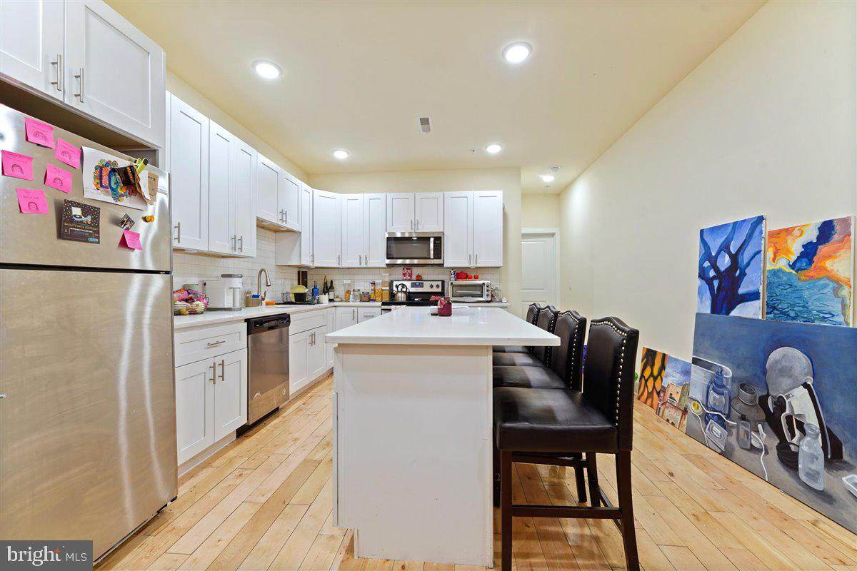1945 Gratz Street - Photo 1