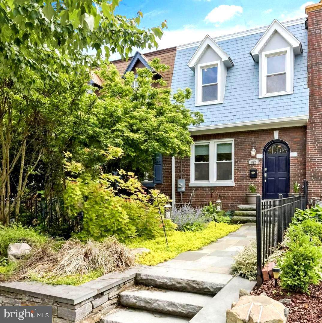 622 Ingraham Street - Photo 1
