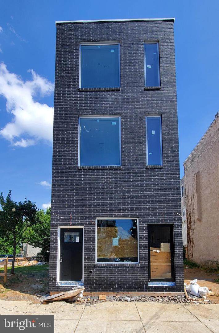 5534 Woodland Avenue - Photo 1