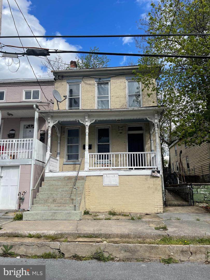 121 Centre Street - Photo 1