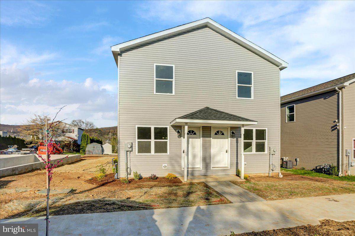 311 Crestmont Street - Photo 1