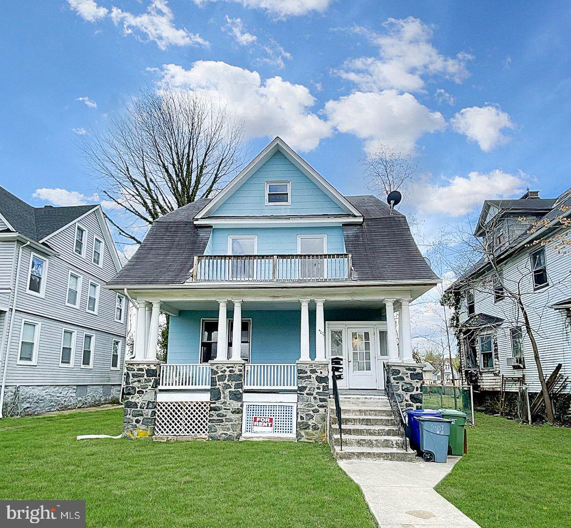 4007 Springdale - Photo 1