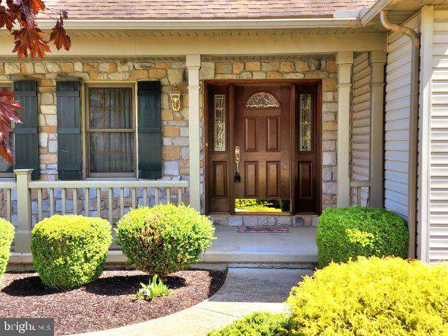 319 Enterprise Drive - Photo 1